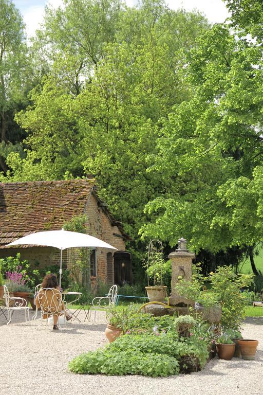 La Ferme De Marie Eugenie Bed & Breakfast Bruailles Exterior photo