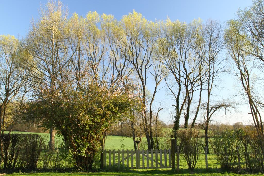 La Ferme De Marie Eugenie Bed & Breakfast Bruailles Exterior photo